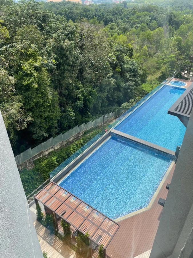 Stayje Putrajaya, 5 Minutes To Ioi City Mall, Wifi , Netflix, Free Parking Kültér fotó