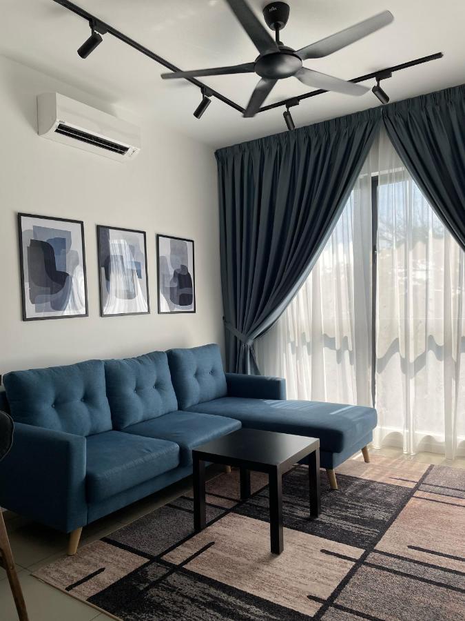 Stayje Putrajaya, 5 Minutes To Ioi City Mall, Wifi , Netflix, Free Parking Kültér fotó